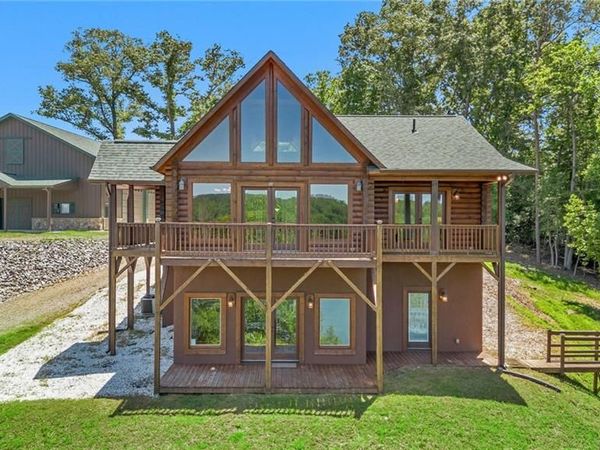 318 Heron Point Drive , Wilkesboro, NC 28697