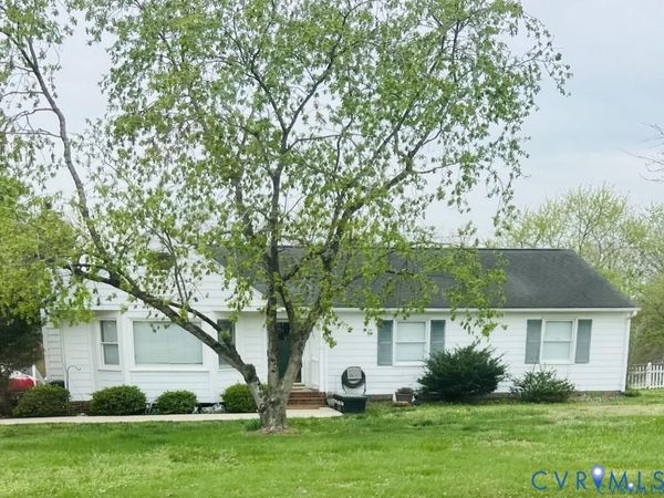 6415 Chenault Way , Mechanicsville, VA 23111