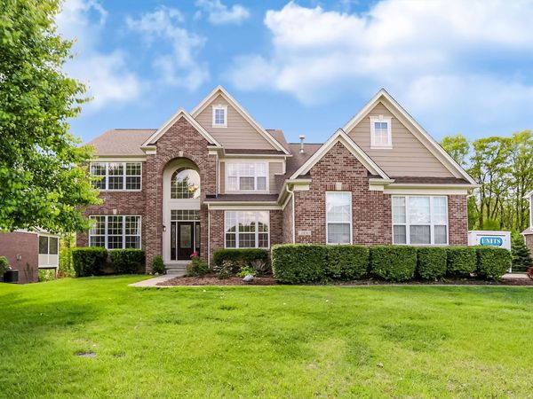 2978 Stone Creek Drive, Zionsville, IN 46077