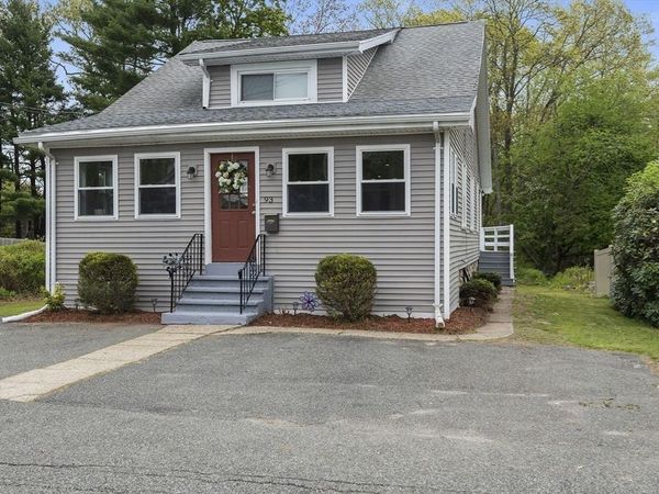 93 Cross St, Randolph, MA 02368