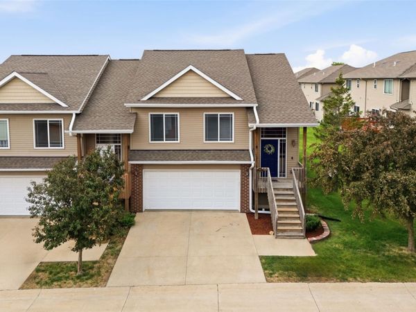 1809 Goose Lake Circle, North Liberty, IA 52317