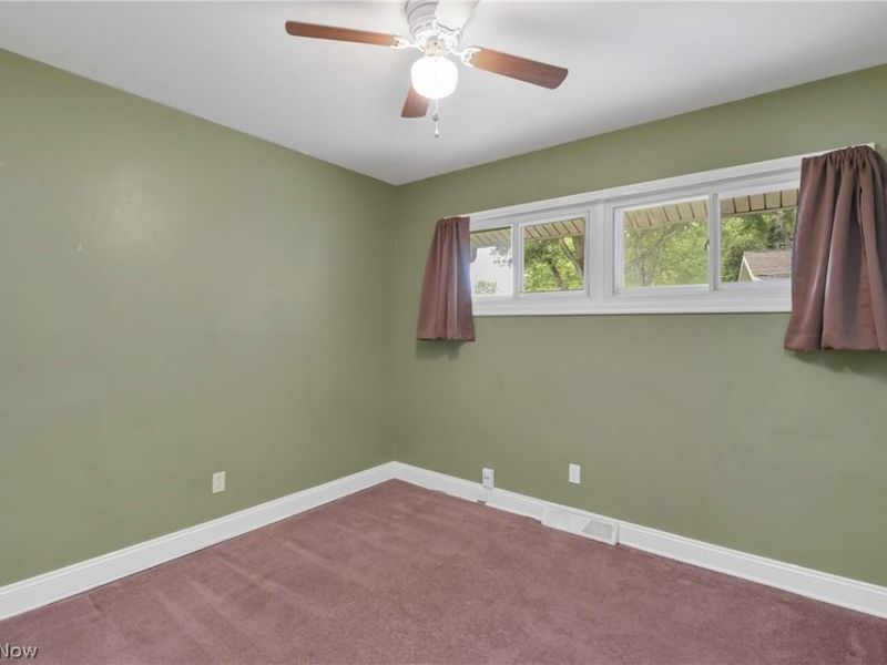 490 Abbyshire Drive, Berea, OH 44017 Photo 15
