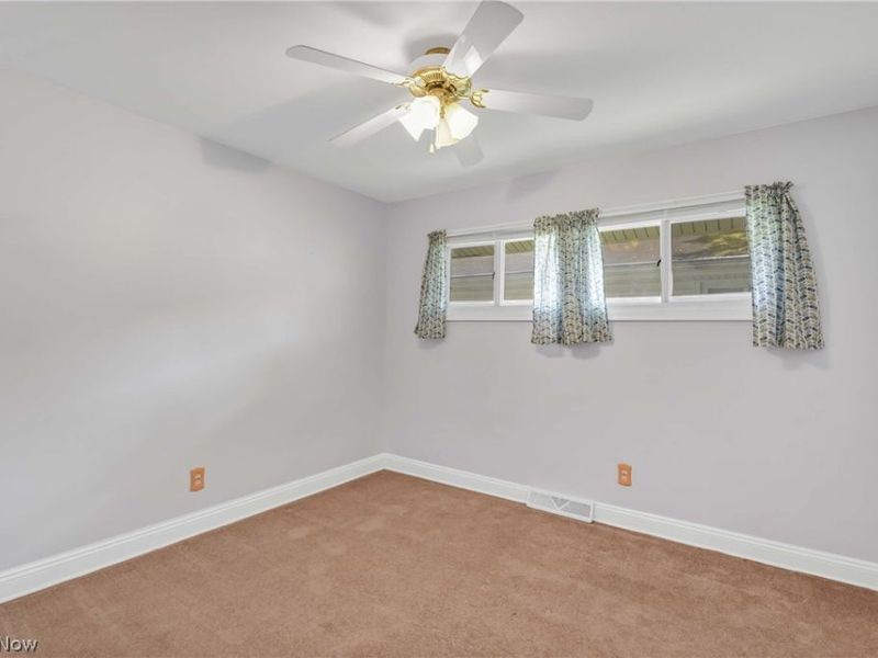 490 Abbyshire Drive, Berea, OH 44017 Photo 17