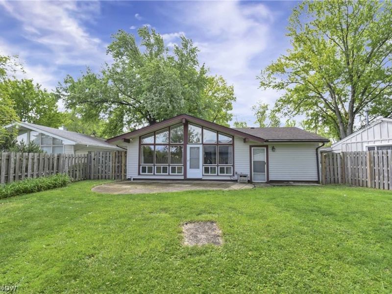 490 Abbyshire Drive, Berea, OH 44017 Photo 26