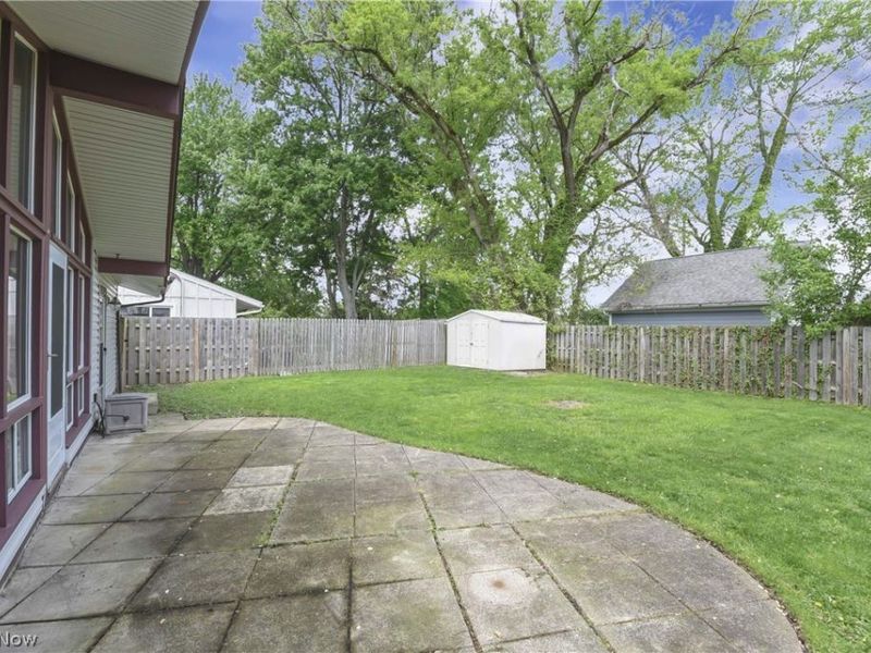 490 Abbyshire Drive, Berea, OH 44017 Photo 28