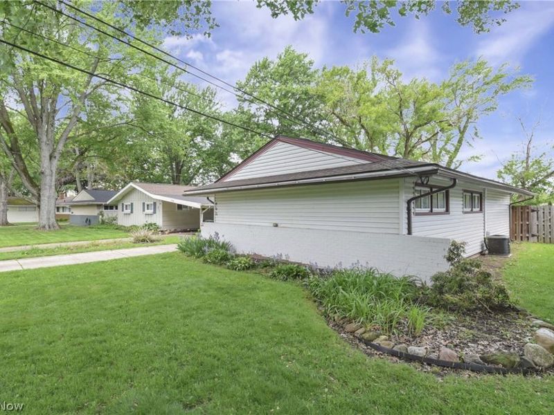 490 Abbyshire Drive, Berea, OH 44017 Photo 29
