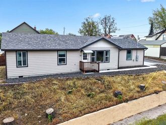 817 Park St Davenport, WA 99122