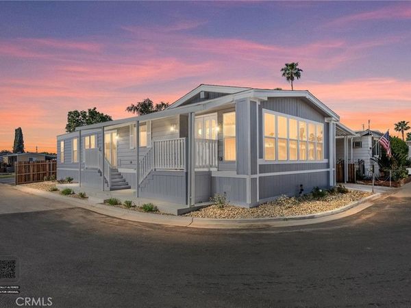 152 Torrey Pine Lane, Bakersfield, CA 93308
