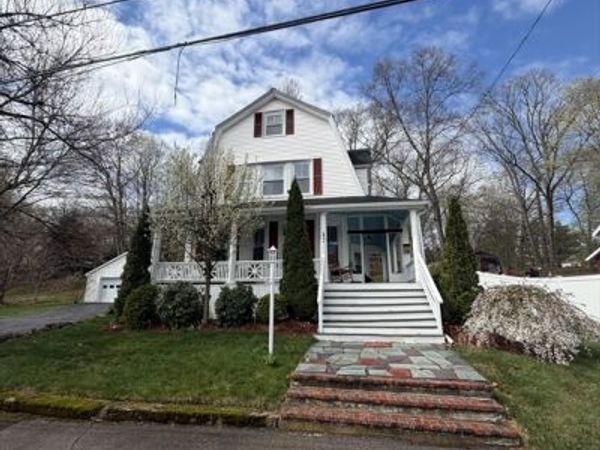 17 Daniels Street, Hopedale, MA 01747