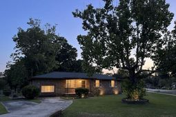 1300 White Drive photo 4