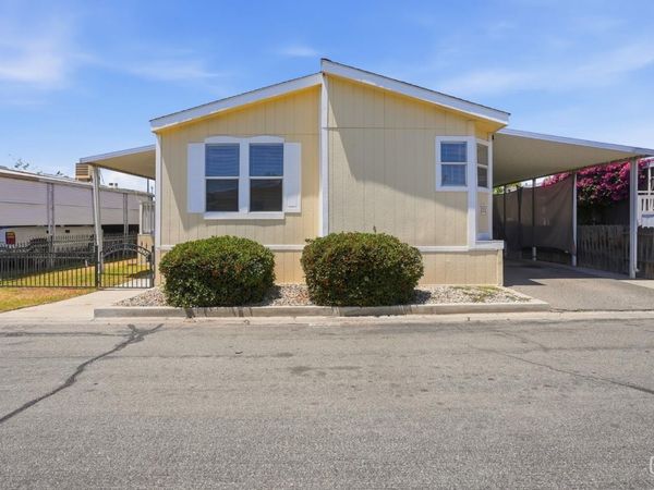 203 Dogwood Lane, Bakersfield, CA 93308