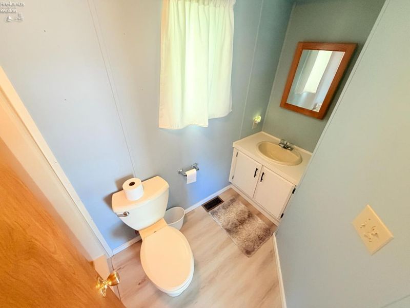 35 E Bass Circle, Marblehead, OH 43440 Photo 22
