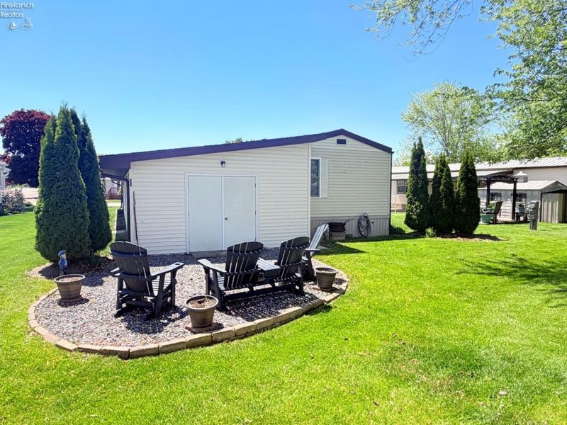 35 E Bass Circle, Marblehead, OH 43440 Photo 7