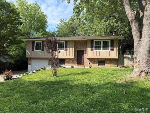 819 Odus Drive , Jackson, MO 63755