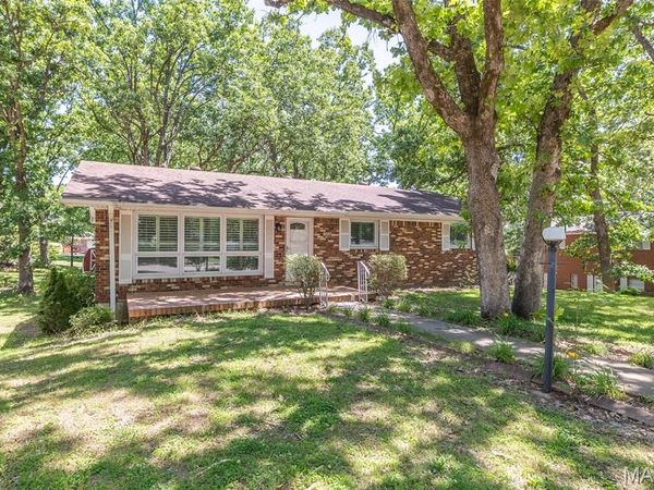 1506 Rosedale Lane , Poplar Bluff, MO 63901