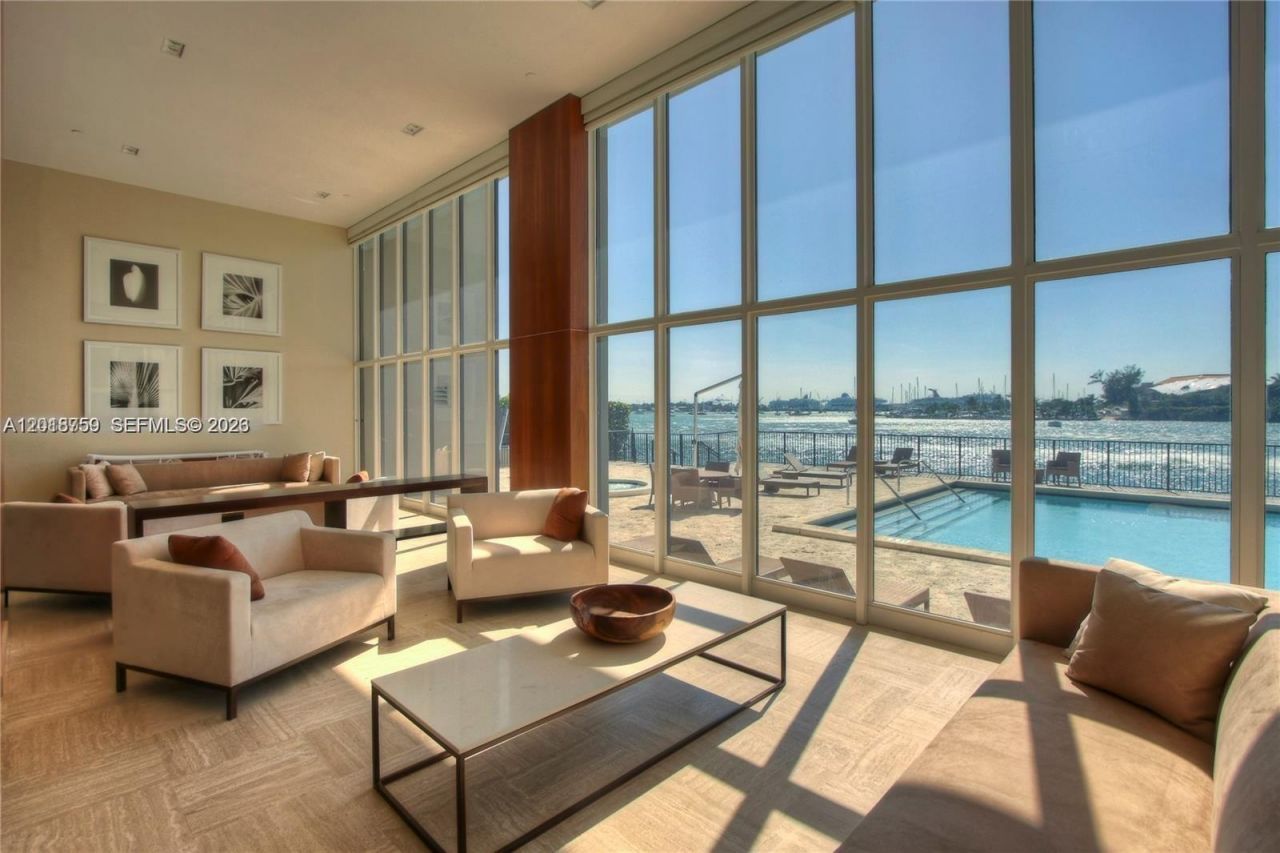 1000 Venetian Way , Unit 502, Miami, FL 33139 Photo