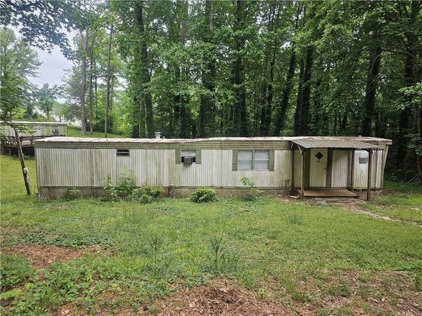 305 Dogwood Street , Gainesville, GA 30501