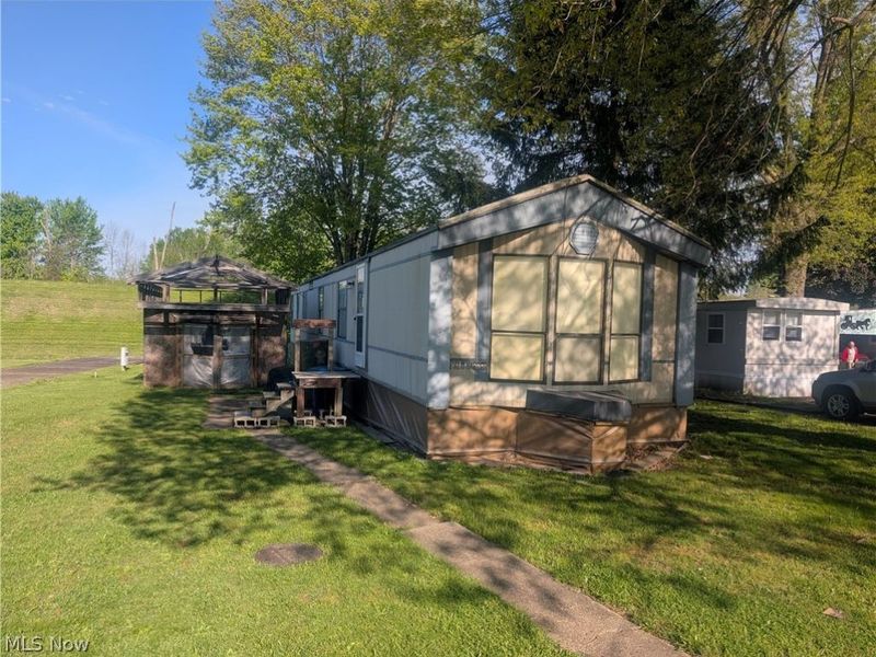 460 1st Street, Brewster, OH 44613 Photo 1