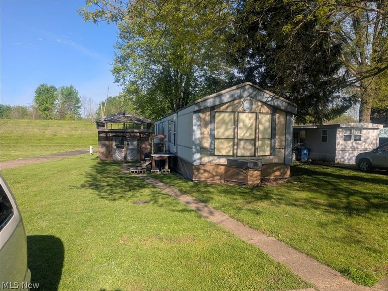460 1st Street, Brewster, OH 44613 Photo 3