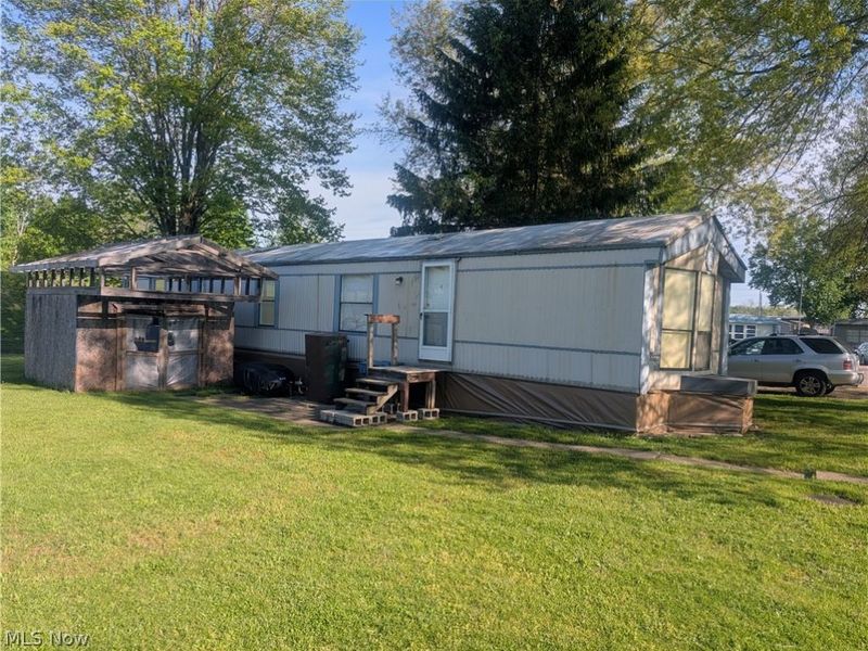 460 1st Street, Brewster, OH 44613 Photo 4