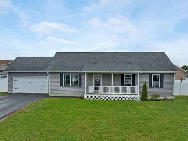 77 Rolling Hills Drive, Tilton, NH 03276