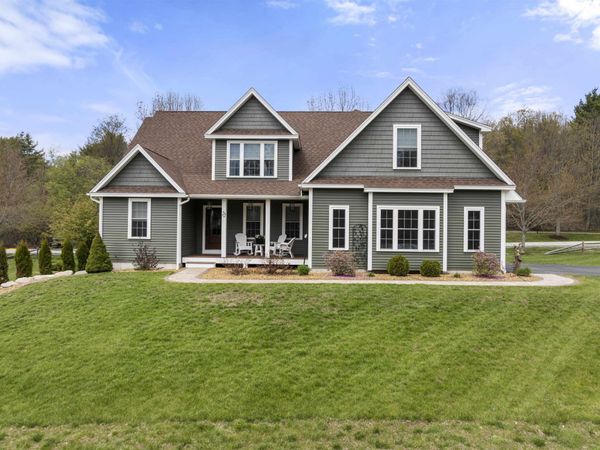 22 Darwin Place, Laconia, NH 03246