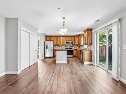 3870 Pine St, Rocklin, CA 95677 Photo