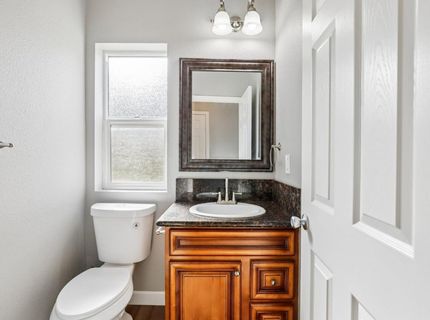 3870 Pine St, Rocklin, CA 95677 Photo