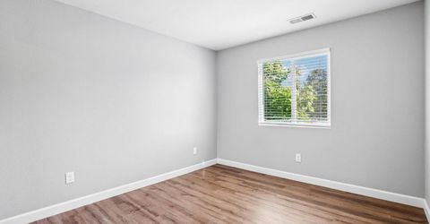3870 Pine St, Rocklin, CA 95677 Photo