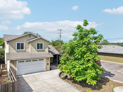 3870 Pine St, Rocklin, CA 95677 Photo