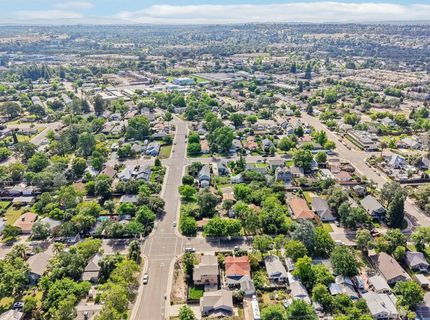 3870 Pine St, Rocklin, CA 95677 Photo