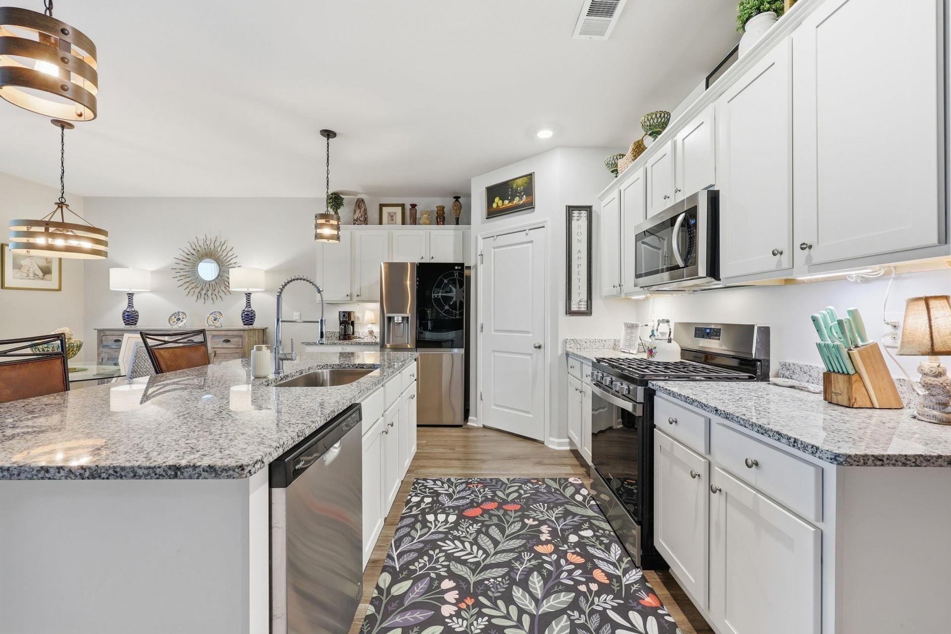 2310 Ainsley Dr.  Photo 4