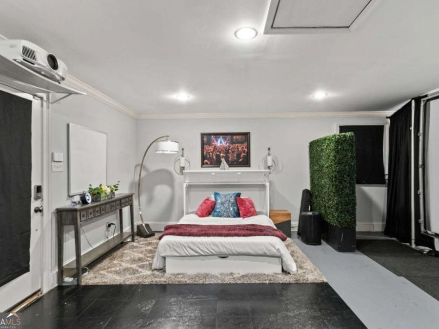 Property Image 62