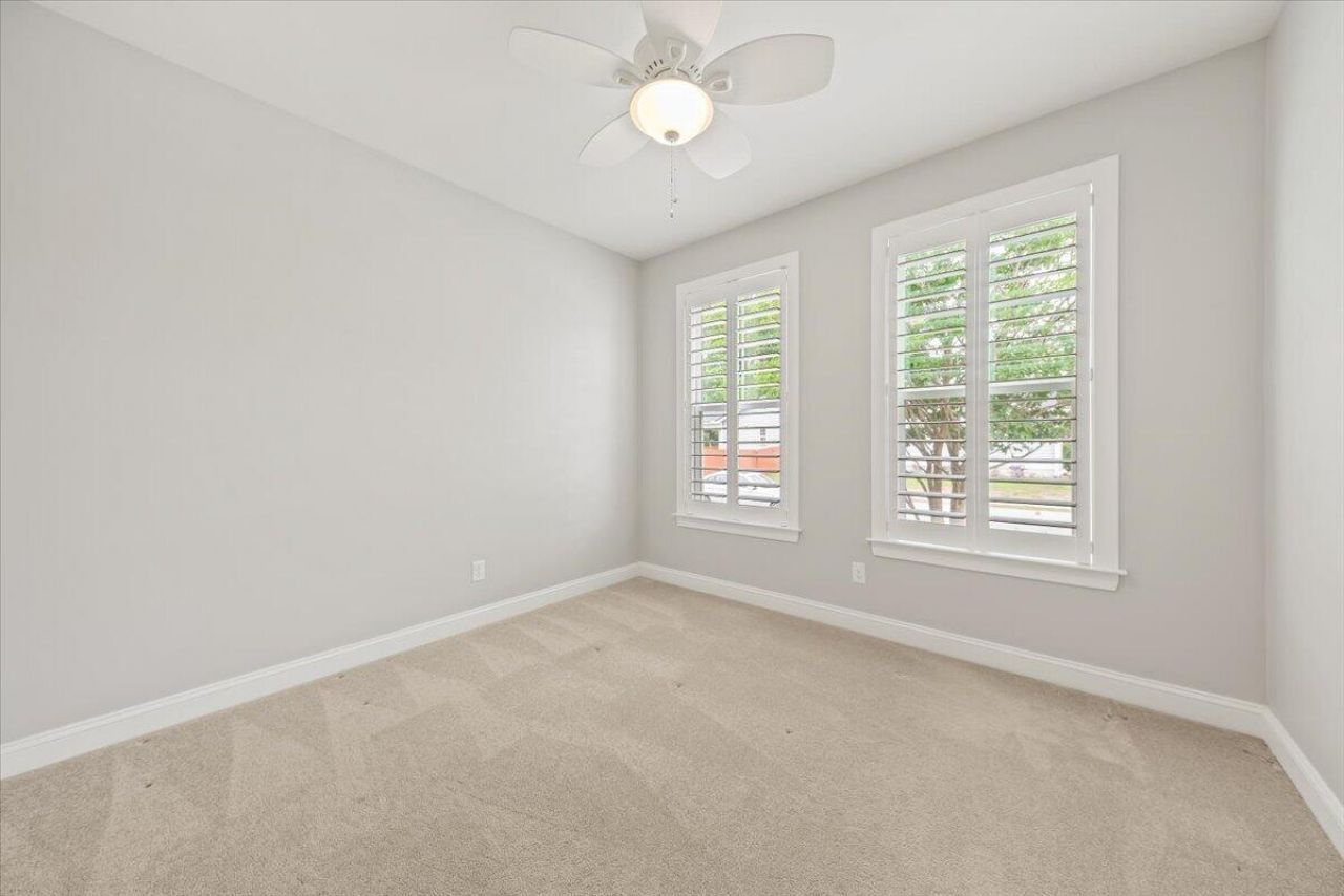 2267 Spring Hope Drive Photo 4