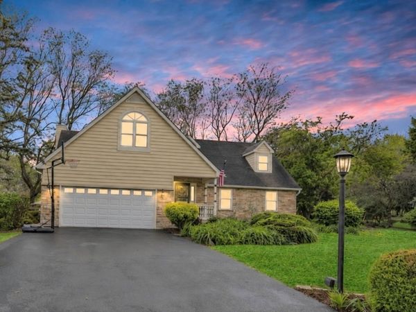 38W643 Bittersweet Lane , Elgin, IL 60124