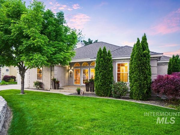 792 N Nicklaus Ln, Eagle, ID 83616