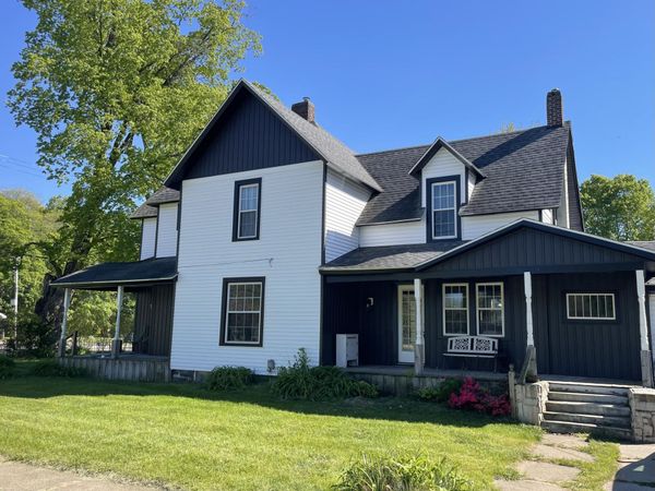 507 N Main Street, Allegan, MI 49010