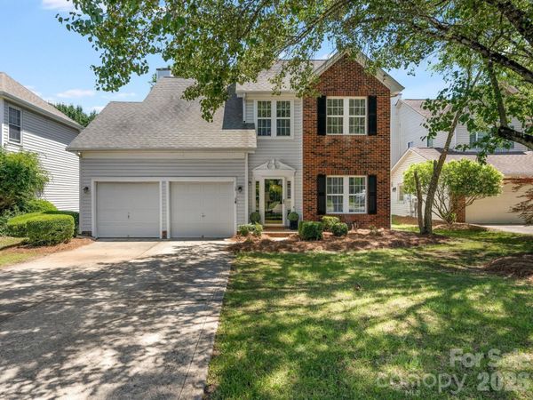 6208 Harburn Forest Drive , Charlotte, NC 28269