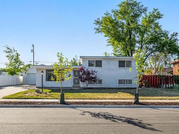 5764 S NENA WAY , Salt Lake City, UT 84107