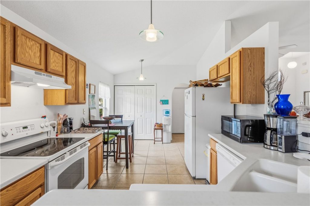 131 Bellamy Trail, Sebastian, FL 32958 Photo