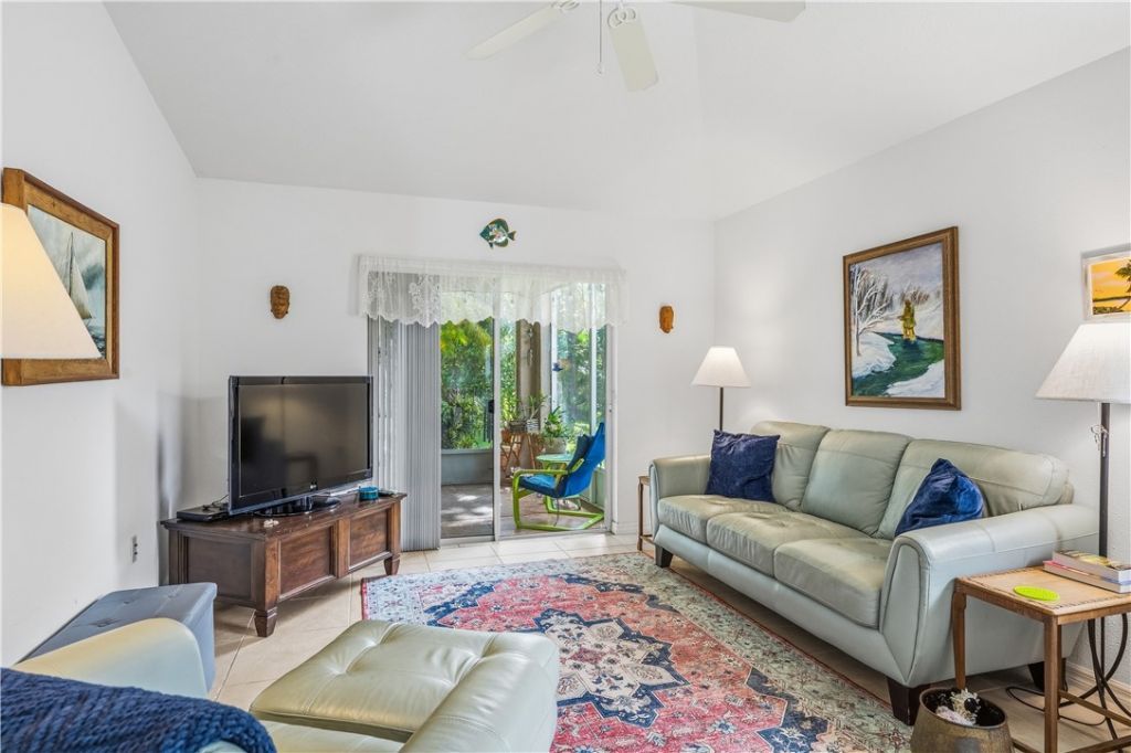 131 Bellamy Trail, Sebastian, FL 32958 Photo