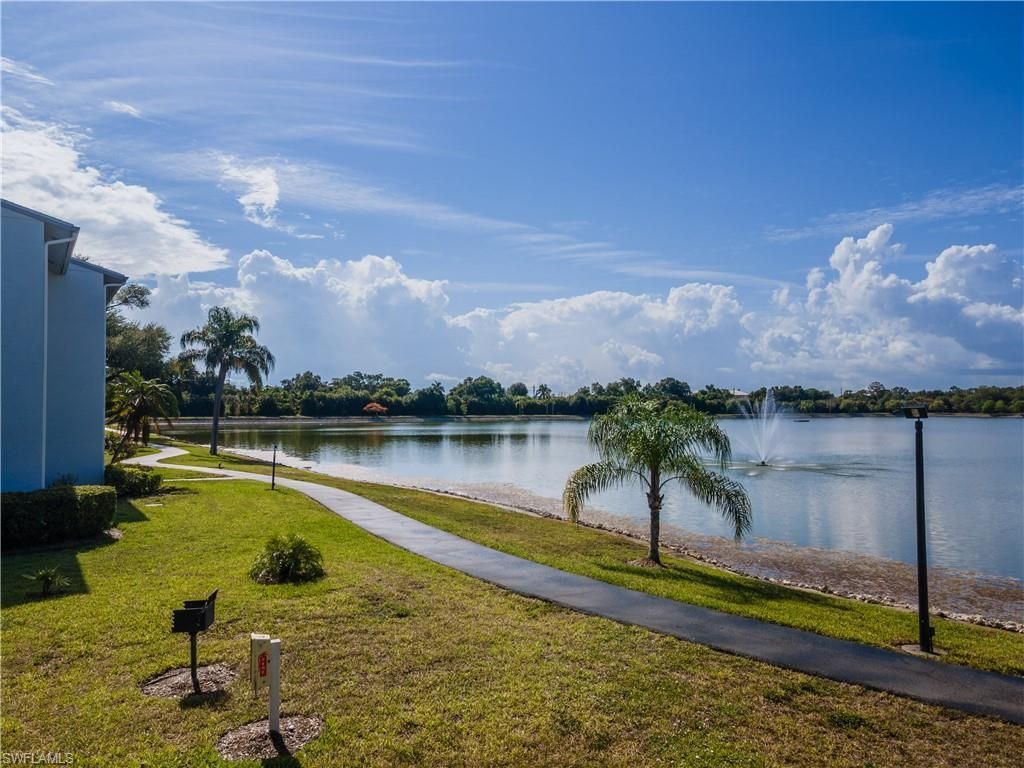 4641 Lakeside Club Blvd, Unit 13, Fort Myers, FL 33905 Photo