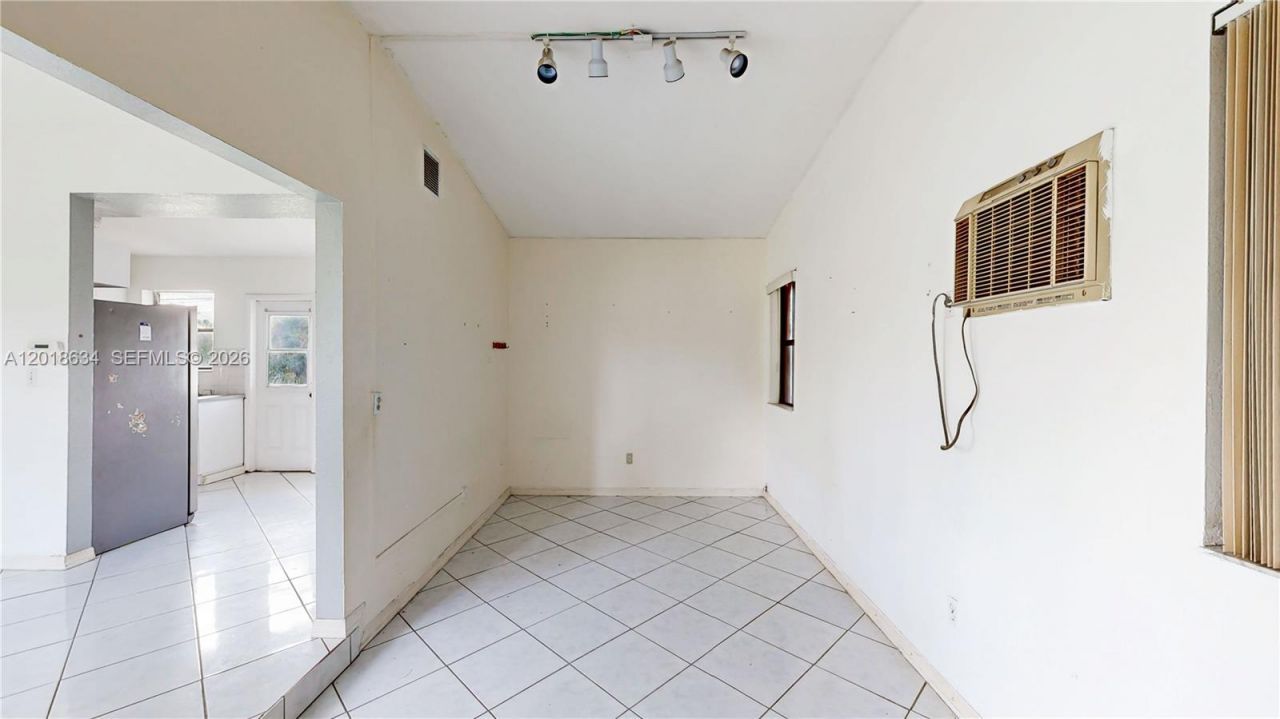 1610 NW 9th Ct, Homestead, FL 33030 Photo