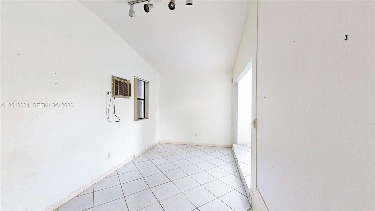 1610 NW 9th Ct, Homestead, FL 33030 Photo