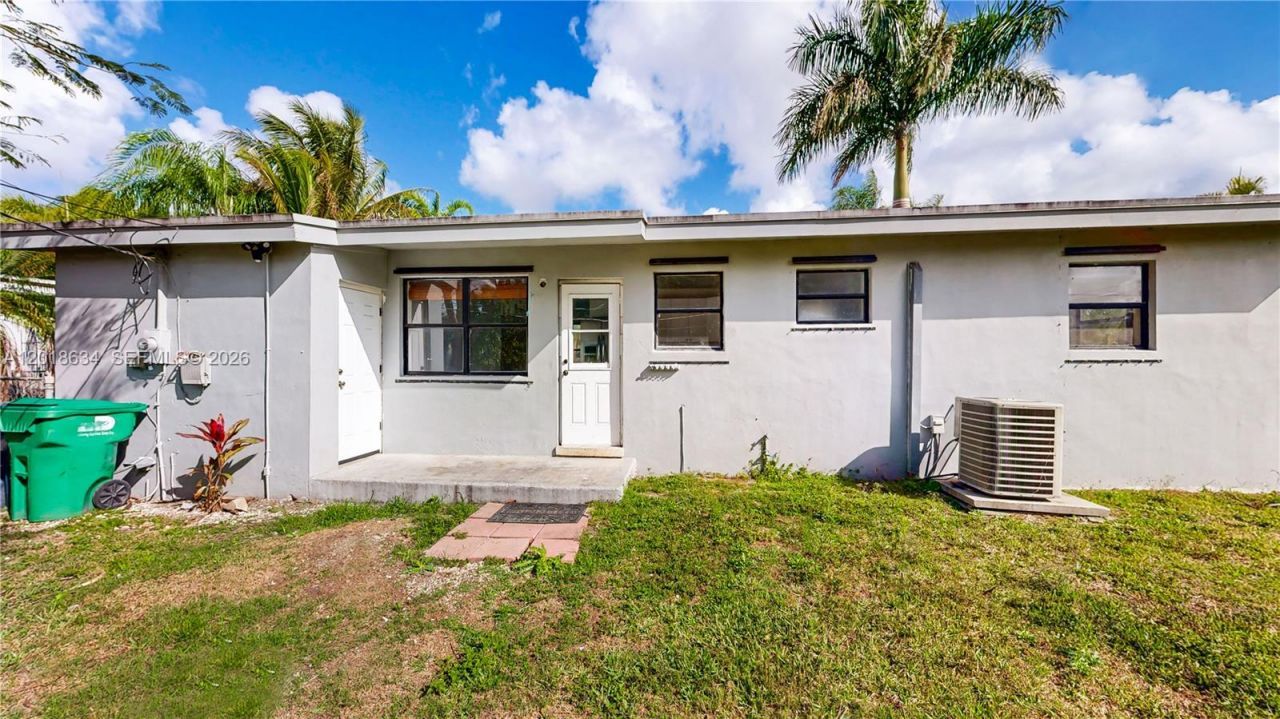 1610 NW 9th Ct, Homestead, FL 33030 Photo