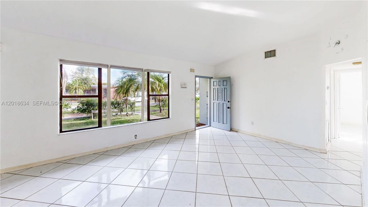 1610 NW 9th Ct, Homestead, FL 33030 Photo