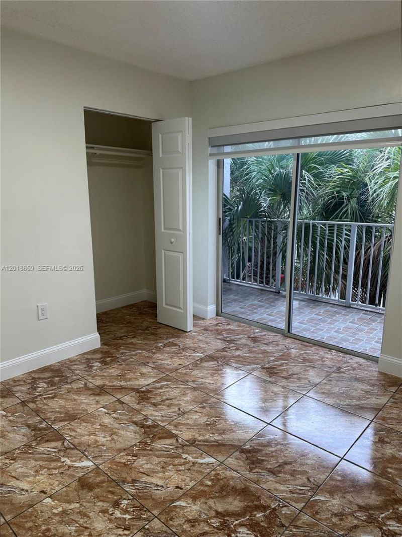 2780 W 76th St , Unit 203, Hialeah, FL 33016 Photo