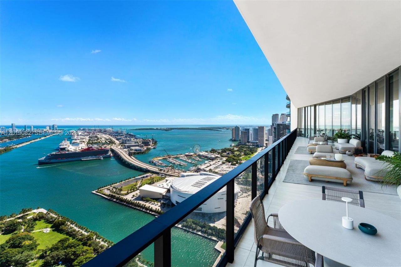 1000 Biscayne Blvd , Unit 5101, Miami, FL 33132 Photo