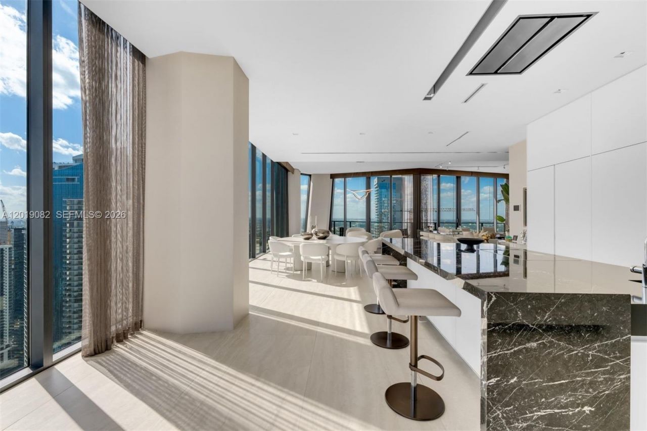 1000 Biscayne Blvd , Unit 5101, Miami, FL 33132 Photo