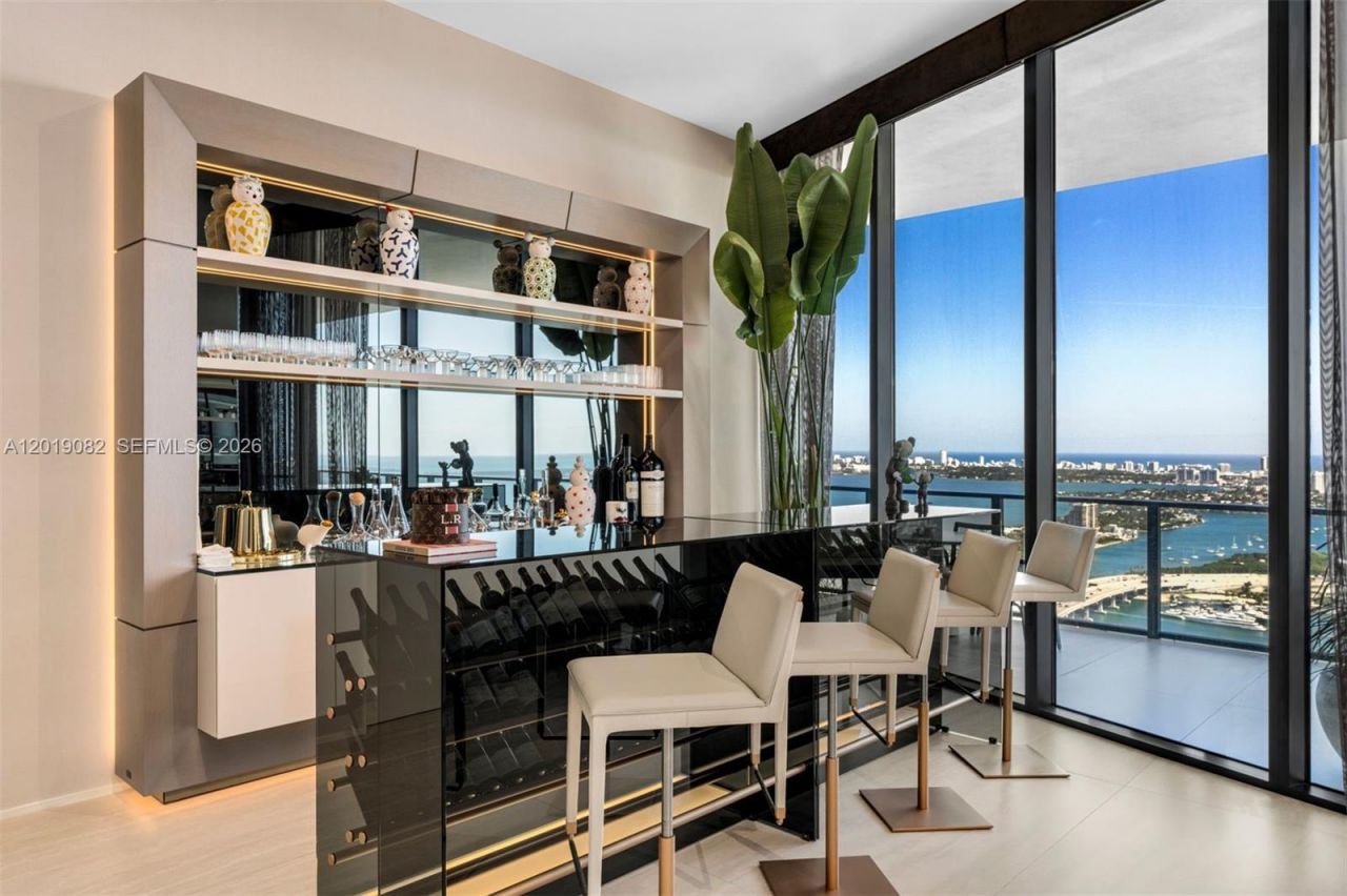 1000 Biscayne Blvd , Unit 5101, Miami, FL 33132 Photo